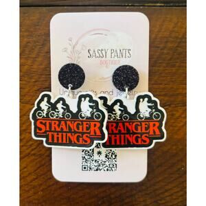 Stranger Things Awesome D and D Fan Club Earrings NEW